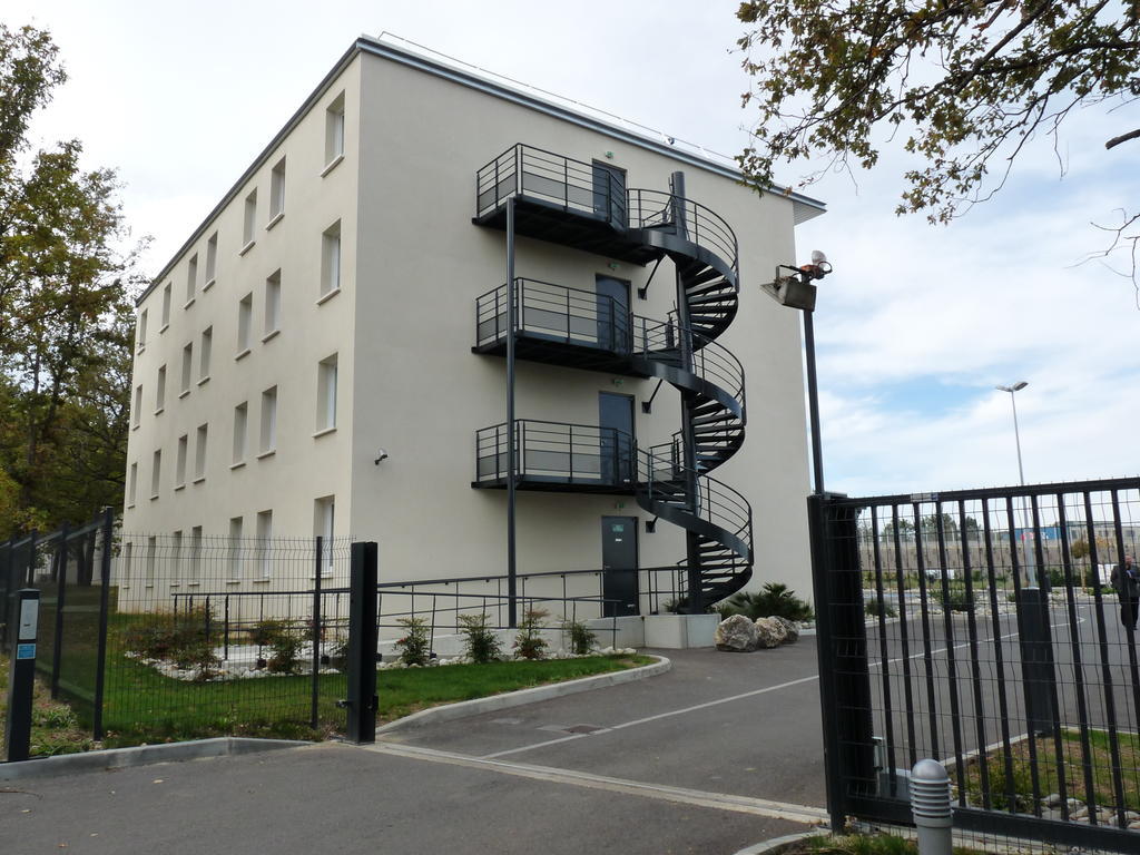 Ibis Budget Montauban Les Chaumes Exterior photo